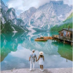 LAGO DI BRAIES - La perla delle Dolomiti